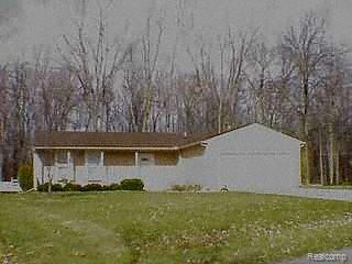 1726 Henbert Road West Bloomfield, MI 48324 - Photo 1 of 1 Listing Image