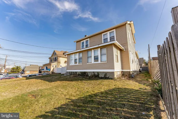 a house view with a outdoor space