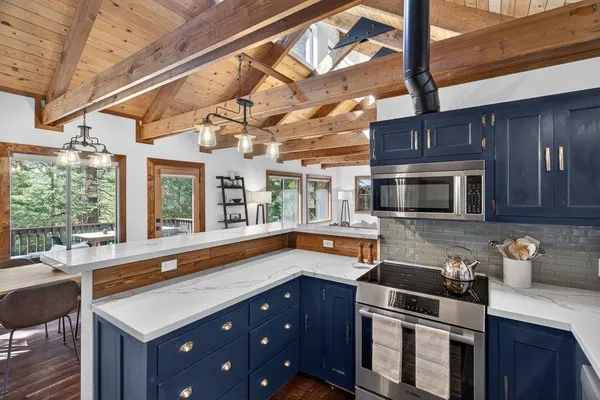 $1,025,000 | 11805 St Bernard Drive, Truckee, CA 96161