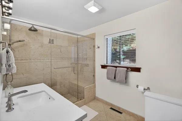 $1,025,000 | 11805 St Bernard Drive, Truckee, CA 96161