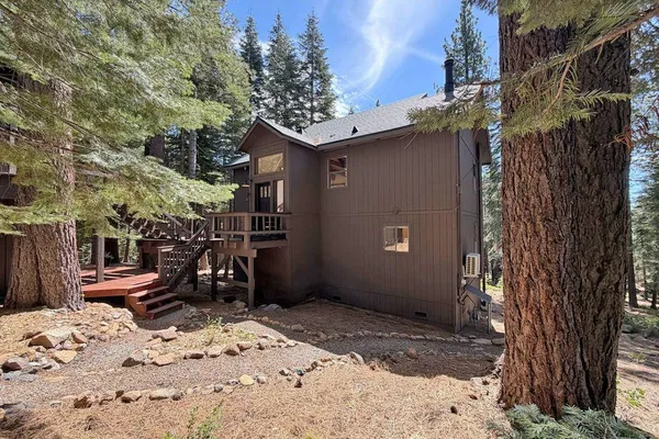 $1,025,000 | 11805 St Bernard Drive, Truckee, CA 96161