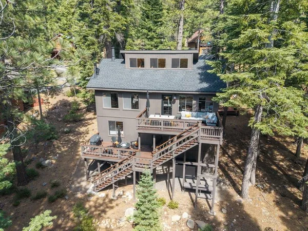$1,025,000 | 11805 St Bernard Drive, Truckee, CA 96161