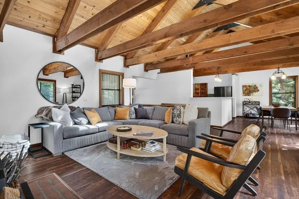 $1,025,000 | 11805 St Bernard Drive, Truckee, CA 96161
