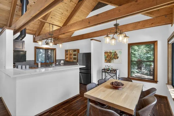 $1,025,000 | 11805 St Bernard Drive, Truckee, CA 96161