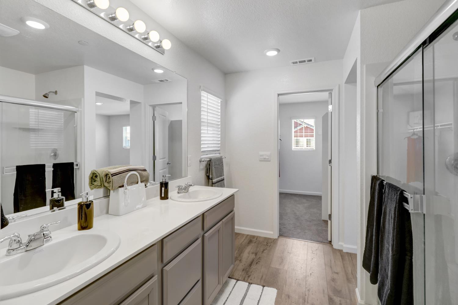 2887 Krone Way Antelope, CA 95843 - Photo 24 of 46