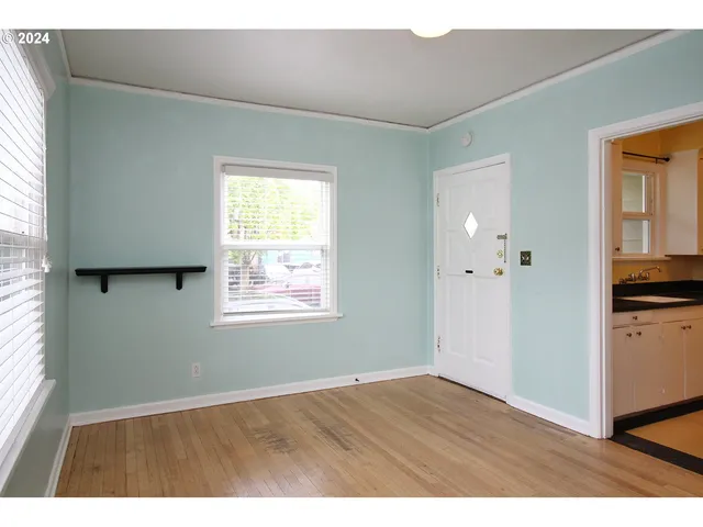 $1,090,000 | 1805 Northeast 8th Avenue, Portland, OR 97212