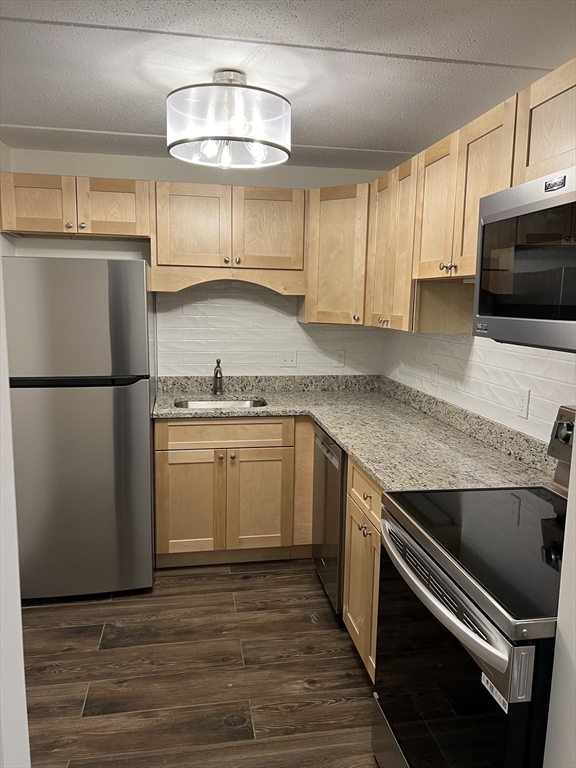 70 Nicholas Road, Unit 10 Framingham, MA 01701 - Photo 10 of 14