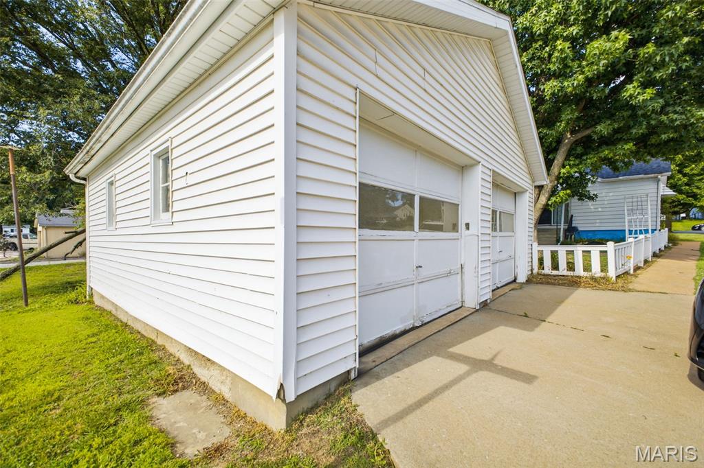 539 South Main Street Waterloo, IL 62298 - Photo 38 of 43