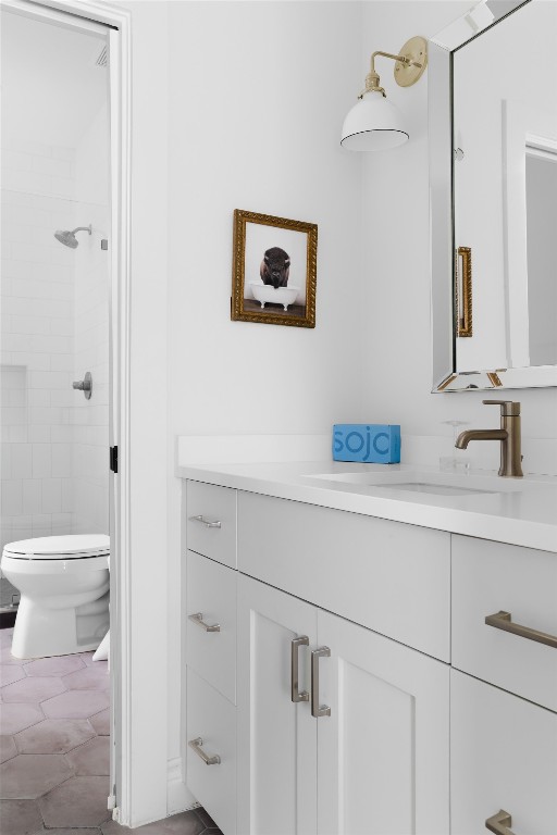 11505 Southwest Oaks Austin, TX 78737 - Photo 27 of 38 a bathroom with a sink and a toilet