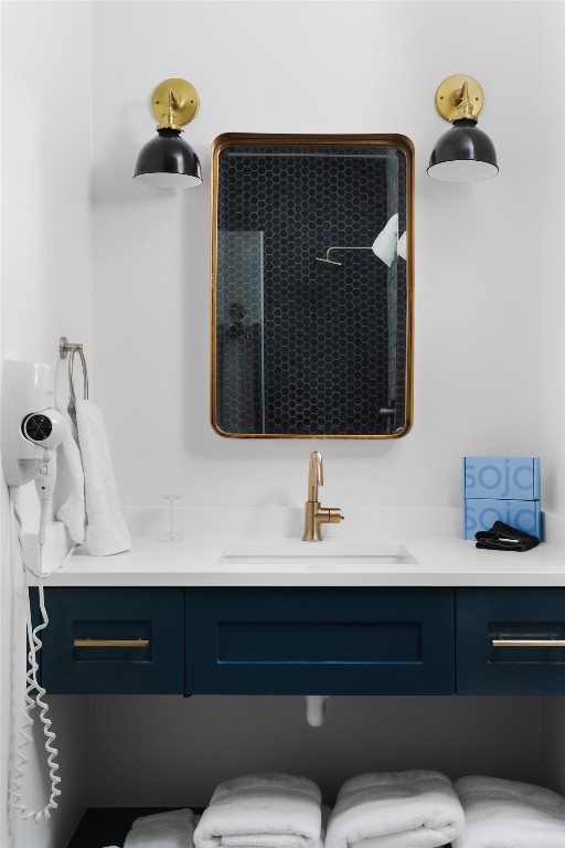 11505 Southwest Oaks Austin, TX 78737 - Photo 29 of 38 a bathroom with a sink and a mirror