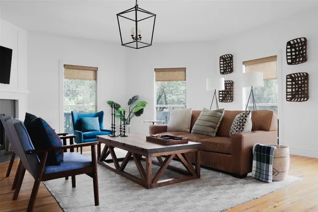 $1,999,000 | 11505 Southwest Oaks, Austin, TX 78737