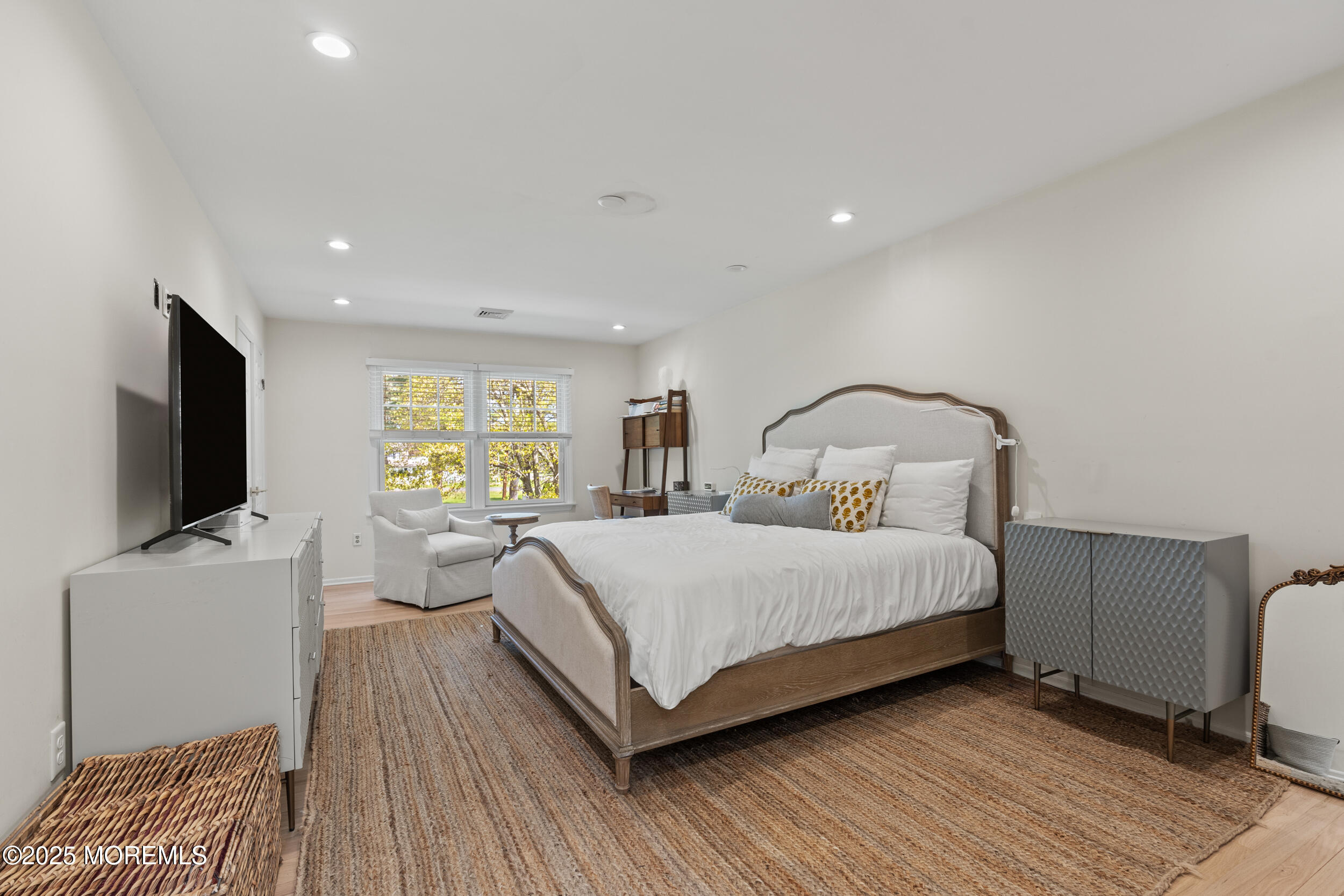704 Deal Road Asbury Park, NJ 07712 - Photo 21 of 50 043
