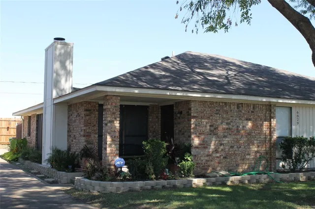 $1,595 | 6829 Sierra Drive, North Richland Hills, TX 76180