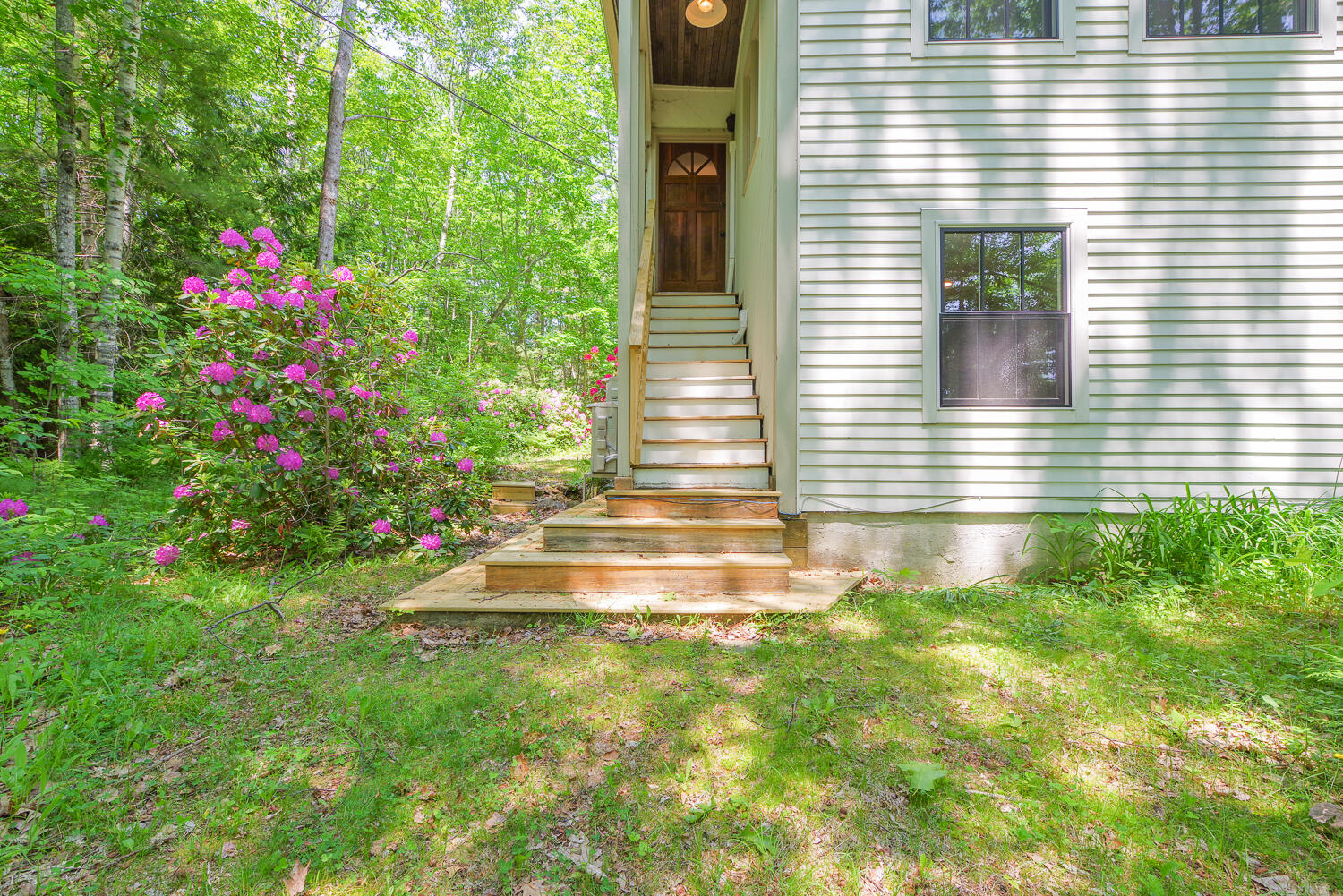 265 Greenacre Road Lincolnville, ME 04849 - Photo 6 of 29 265 Greenacre Rd 03