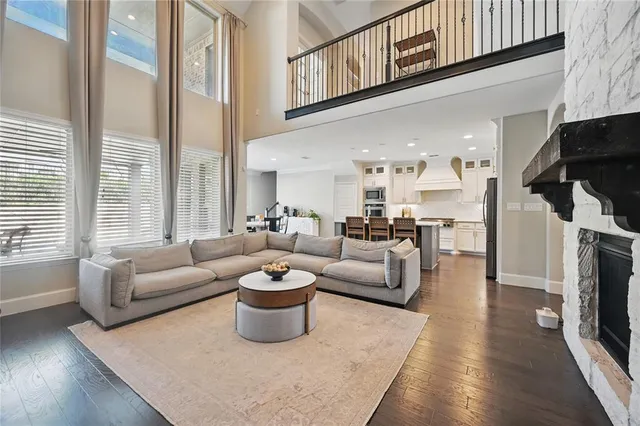 $999,999 | 2421 Barton Creek Boulevard, The Colony, TX 75056