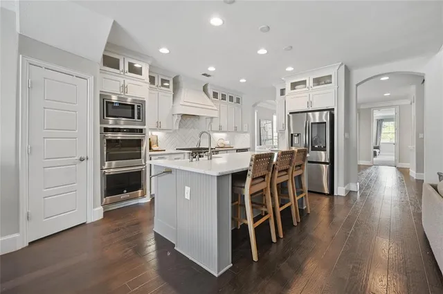 $999,999 | 2421 Barton Creek Boulevard, The Colony, TX 75056