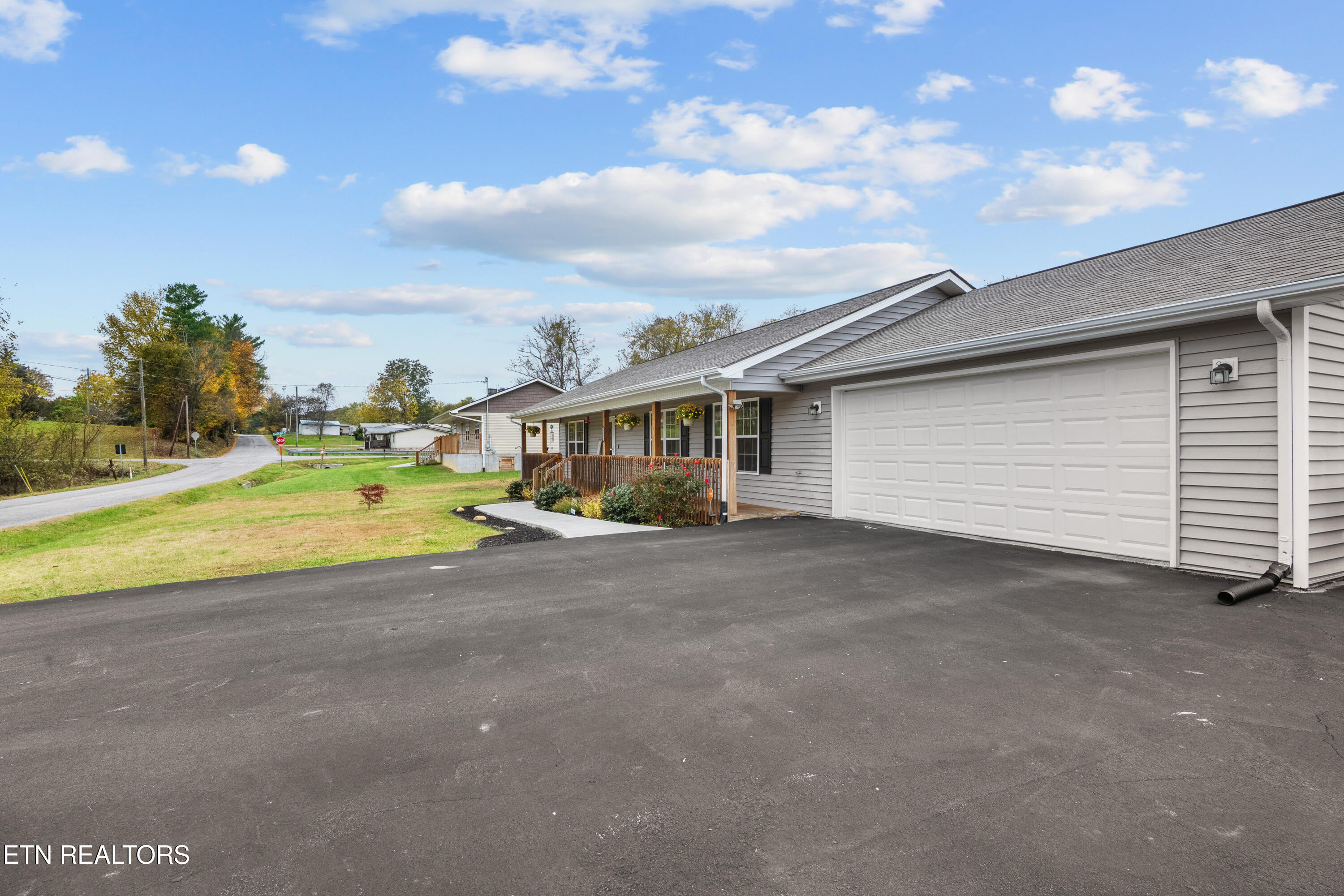 5256 St Paul Road Morristown, TN 37813 - Photo 24 of 28 DSC07499