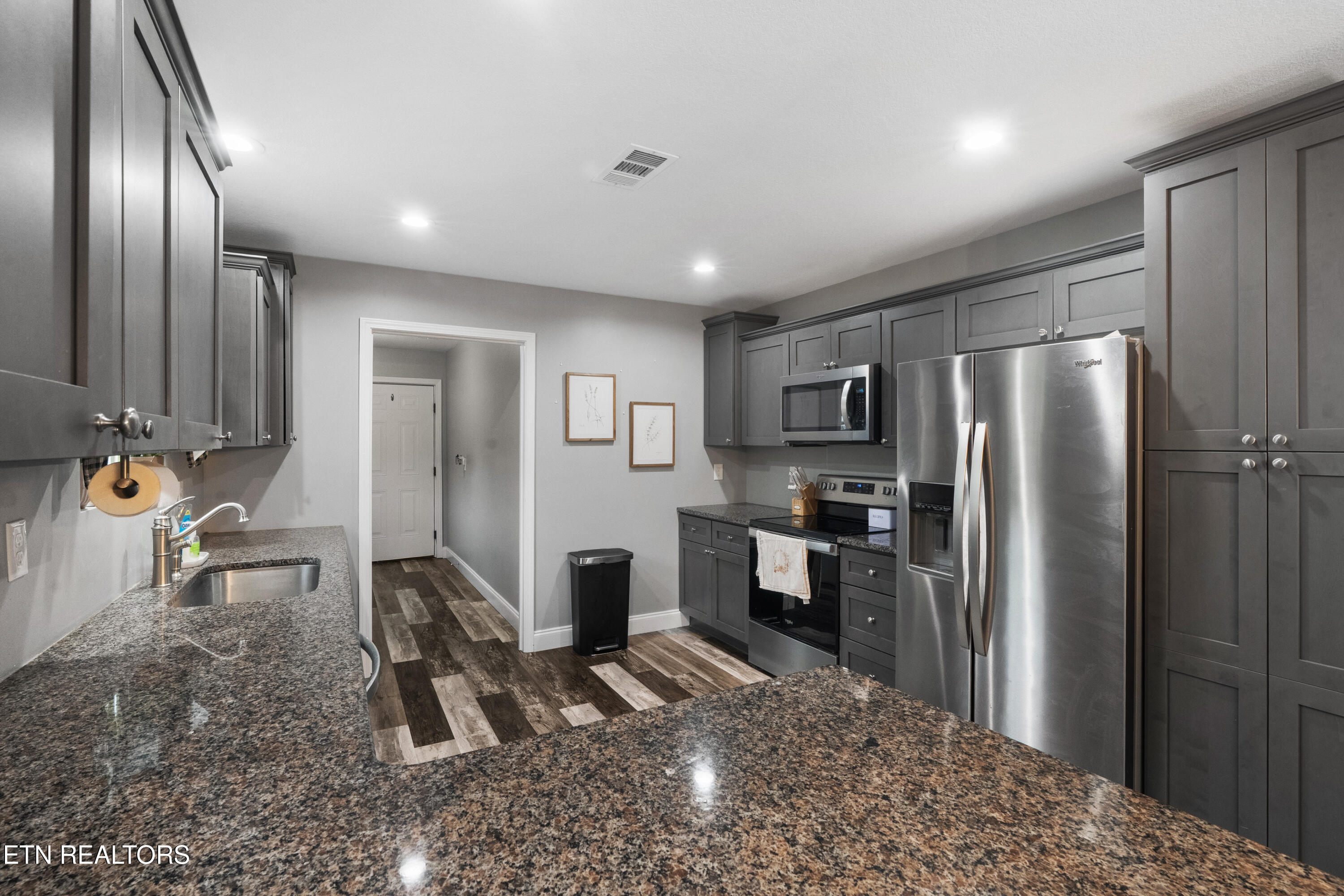 5256 St Paul Road Morristown, TN 37813 - Photo 8 of 28 DSC07434