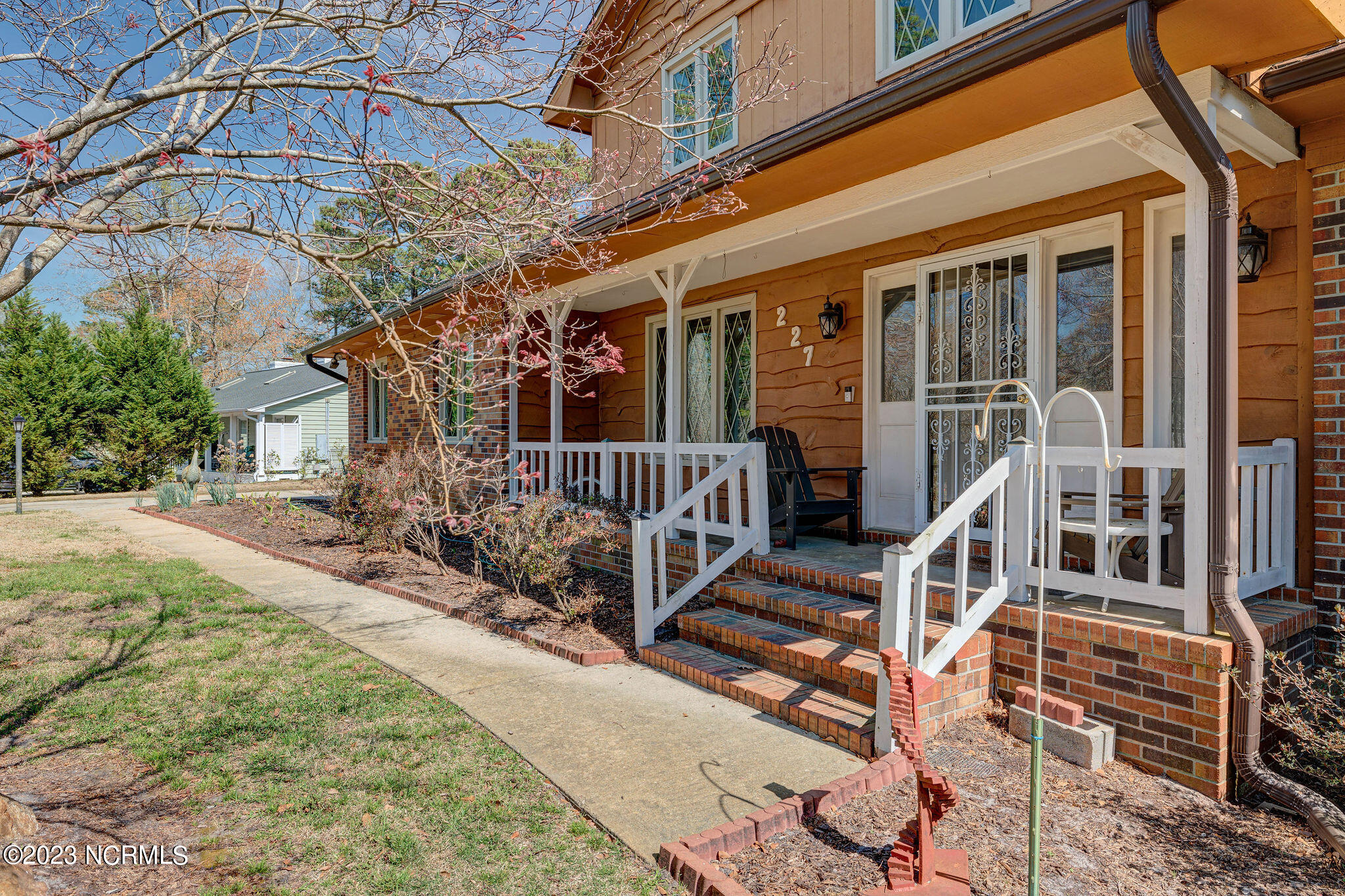 227 Ravenswood Road Hampstead, NC 28443 - Photo 2 of 38 227RavenswoodExteriors-4