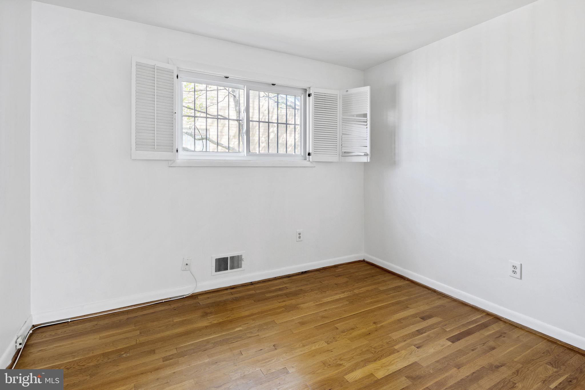 7432 Blair Road Northwest Washington, DC 20012 - Photo 17 of 27 Gallery Image 17