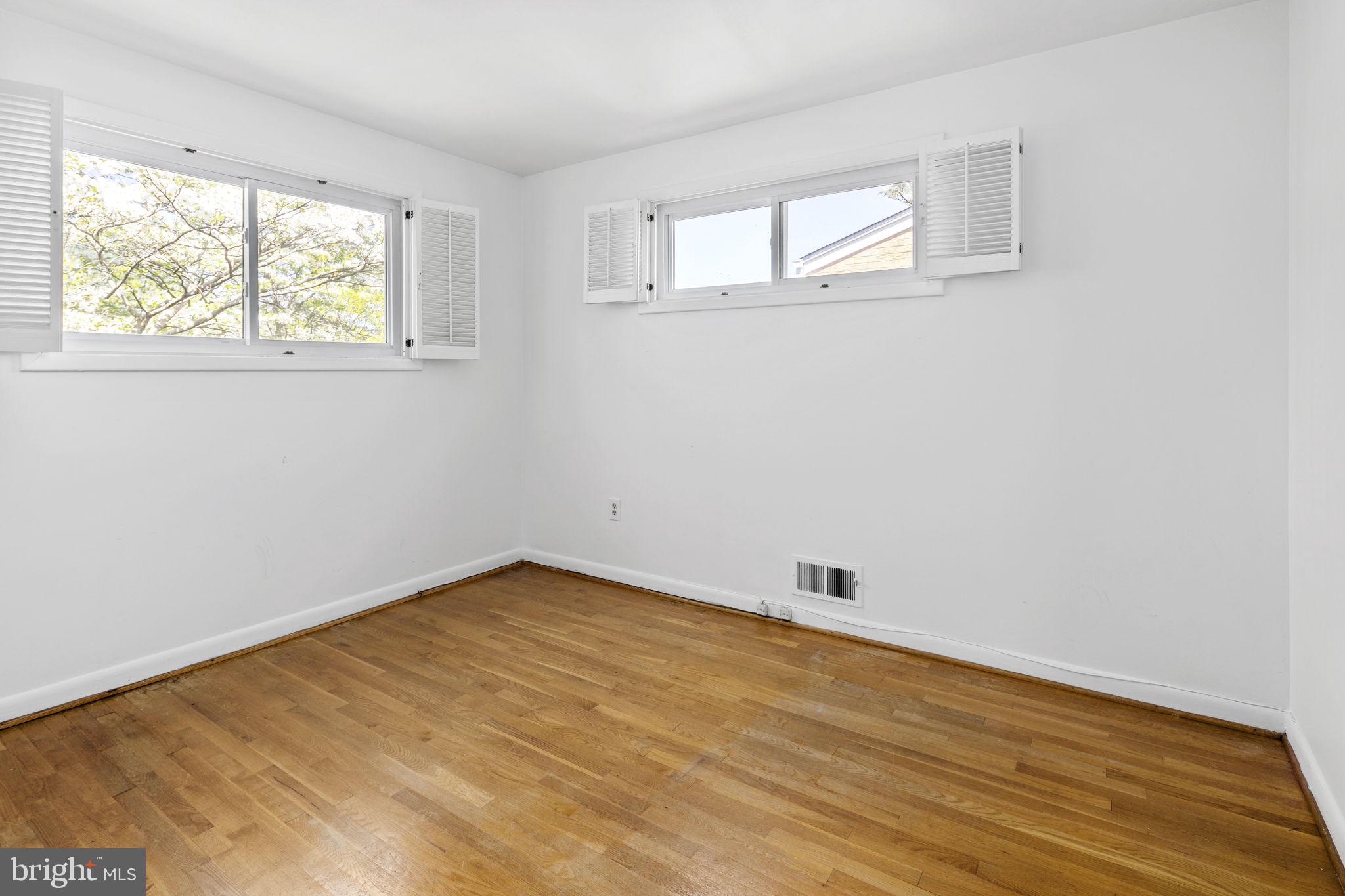 7432 Blair Road Northwest Washington, DC 20012 - Photo 4 of 27 Gallery Image 4