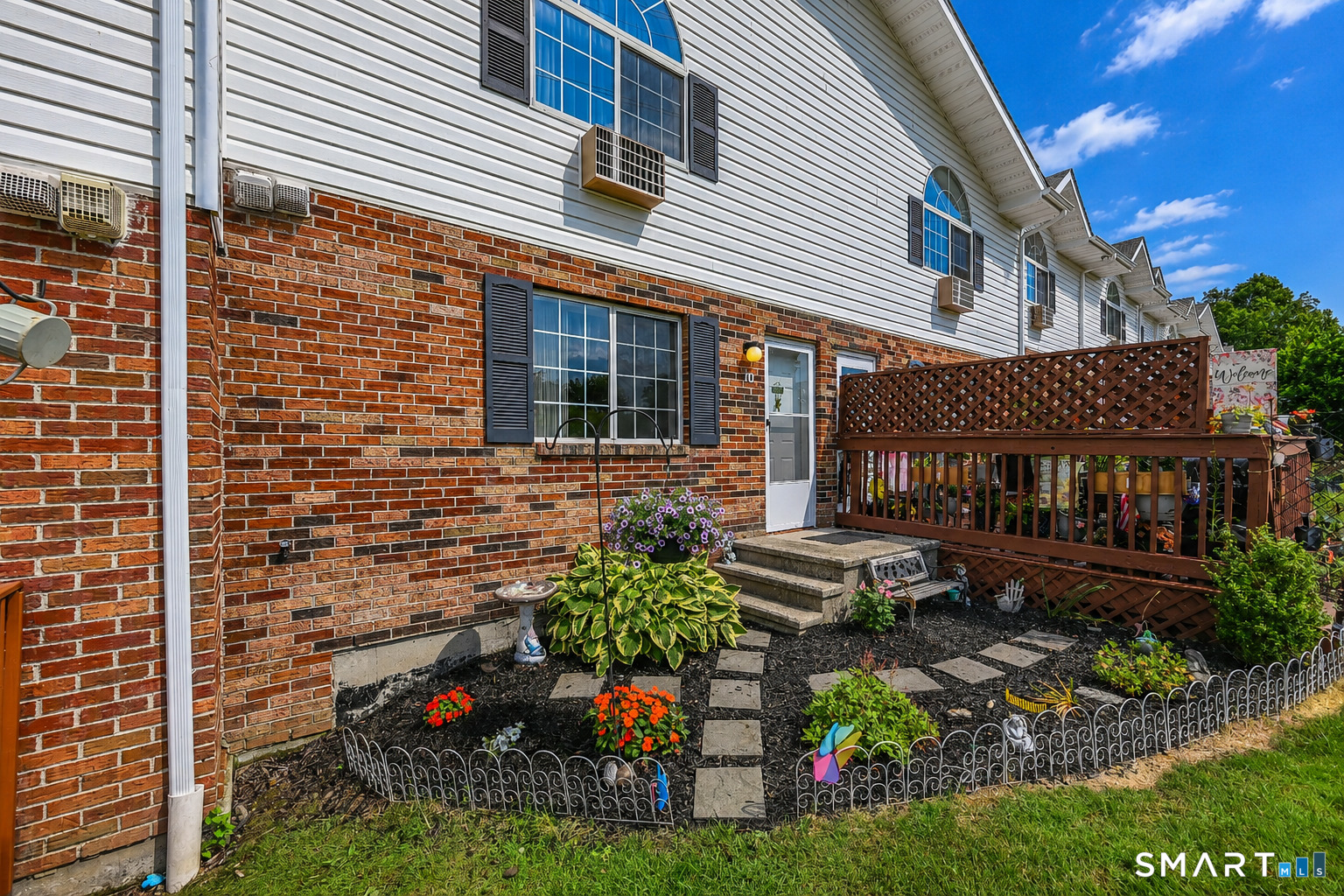 24 Blue Ridge Drive, Unit K10 Waterbury, CT 06704 - Photo 2 of 17