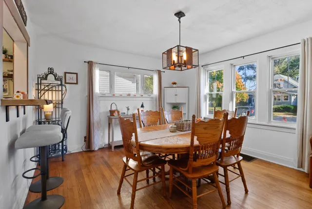 $229,999 | 1944 Warwick Avenue, Whiting, IN 46394