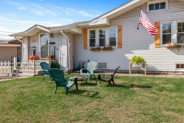 $229,999 | 1944 Warwick Avenue, Whiting, IN 46394