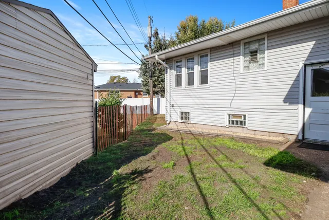 $229,999 | 1944 Warwick Avenue, Whiting, IN 46394