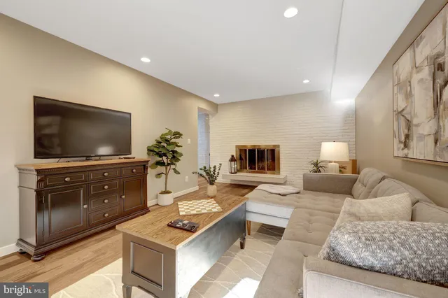 $1,250,000 | 3305 Edenvale Road, Fairfax, VA 22031