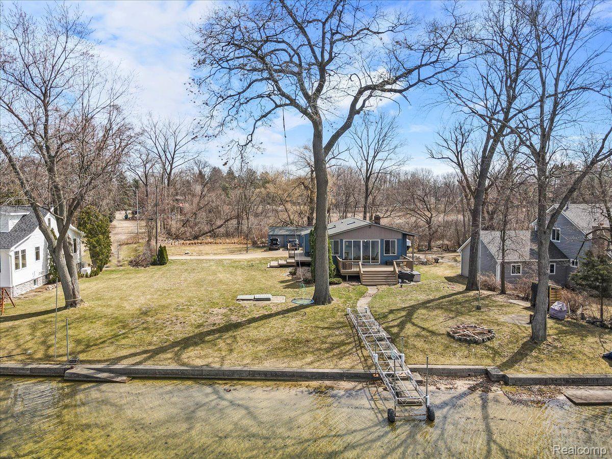 3965 Burnet Road Commerce Township, MI 48382 - Photo 45 of 47 Gallery Image 45