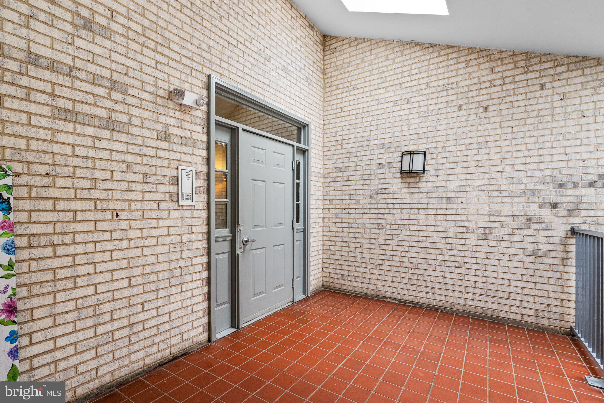 3301 Sir Thomas Drive, Unit 6B41 Silver Spring, MD 20904 - Photo 3 of 27