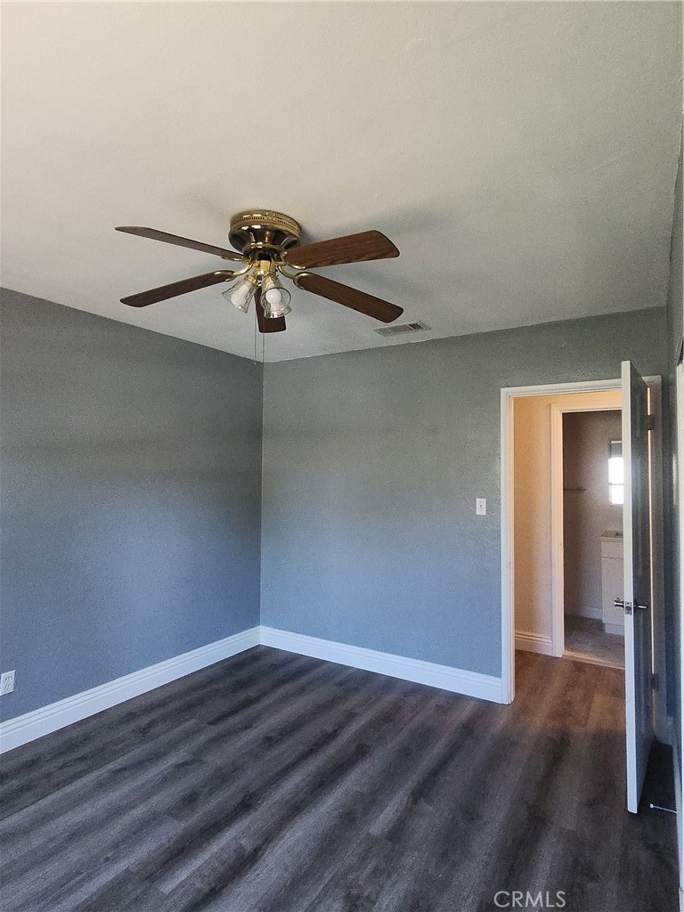 858 South Riverside Avenue Rialto, CA 92376 - Photo 12 of 20