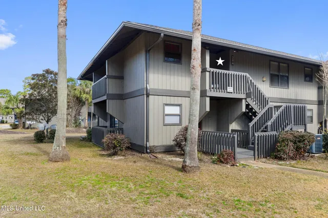 $167,000 | 284 Lanai, Unit Z, Diamondhead, MS 39525