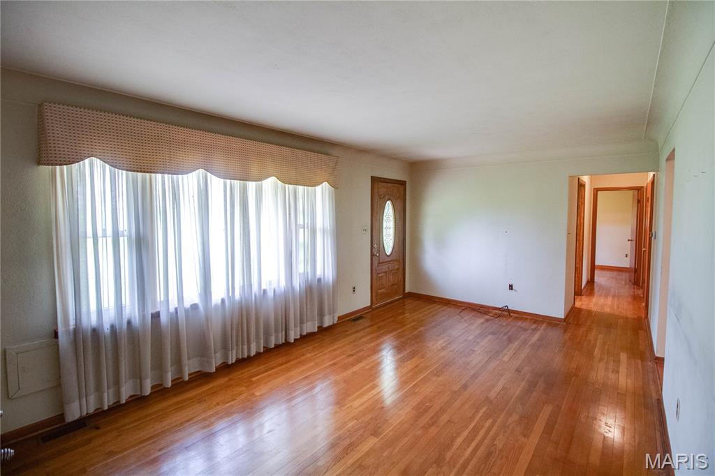 6155 Raymond Road Bunker Hill, IL 62014 - Photo 23 of 64