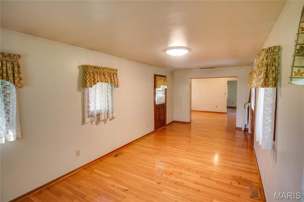 6155 Raymond Road Bunker Hill, IL 62014 - Photo 30 of 64