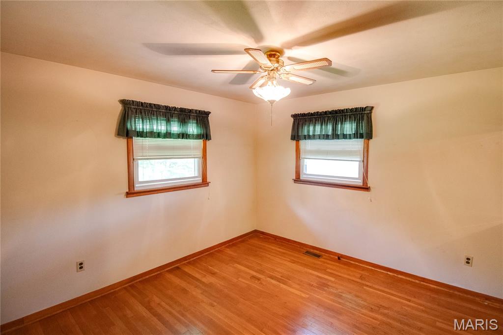 6155 Raymond Road Bunker Hill, IL 62014 - Photo 36 of 64