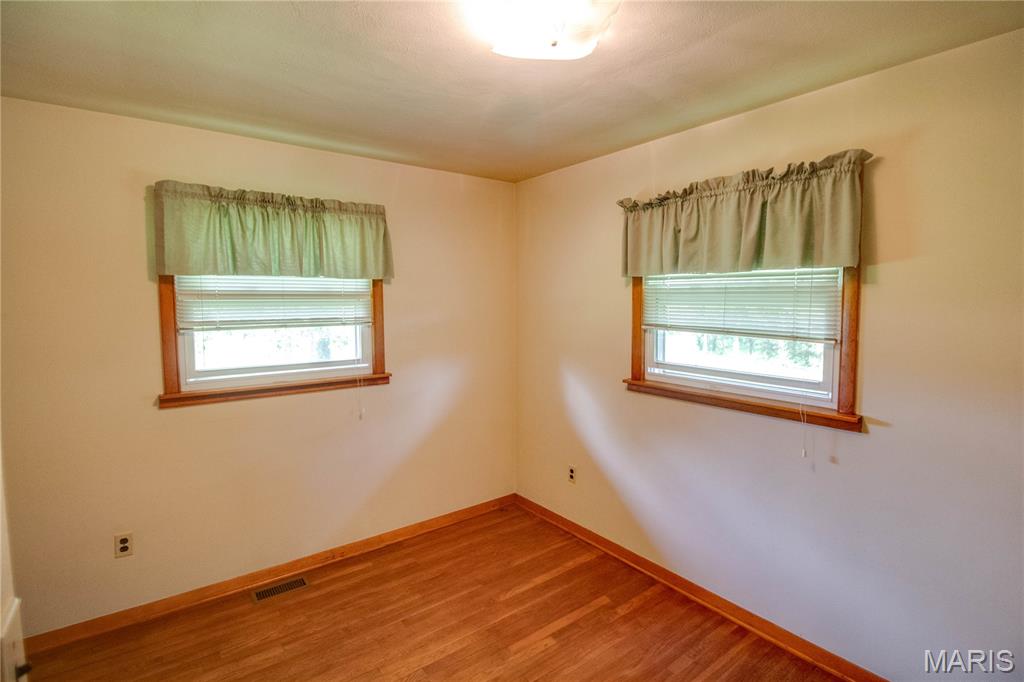 6155 Raymond Road Bunker Hill, IL 62014 - Photo 38 of 64