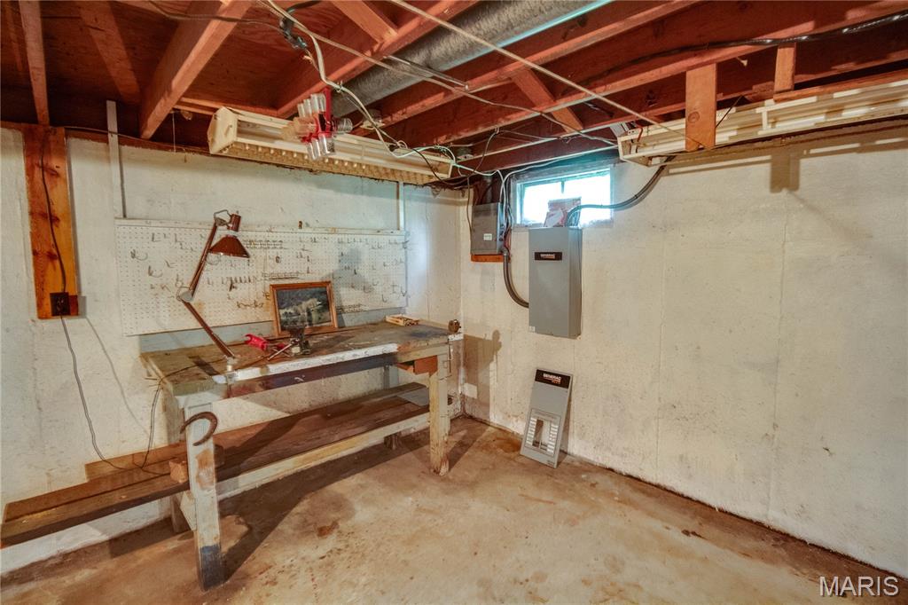 6155 Raymond Road Bunker Hill, IL 62014 - Photo 42 of 64