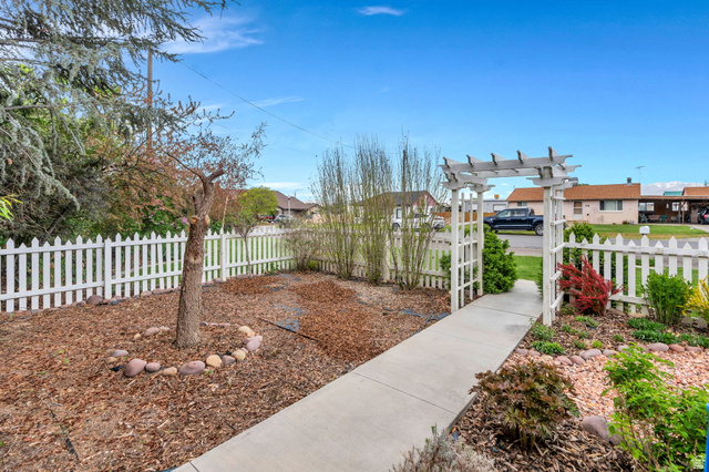 60 East 100 North Salem, UT 84653 - Photo 7 of 59