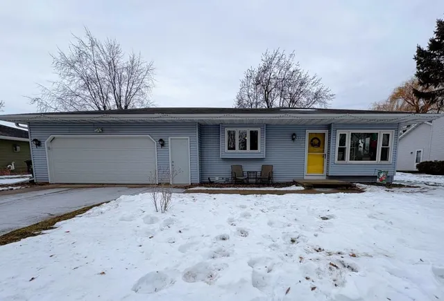 $340,000 | 2723 Main Avenue, Kaukauna, WI 54130