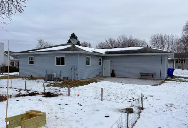 $340,000 | 2723 Main Avenue, Kaukauna, WI 54130