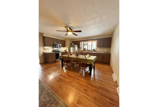 $340,000 | 2723 Main Avenue, Kaukauna, WI 54130