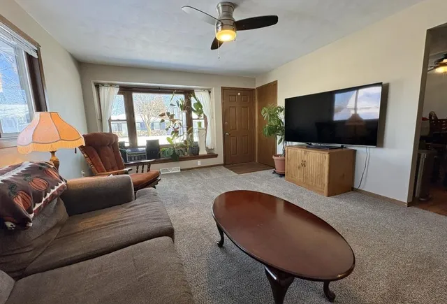 $340,000 | 2723 Main Avenue, Kaukauna, WI 54130