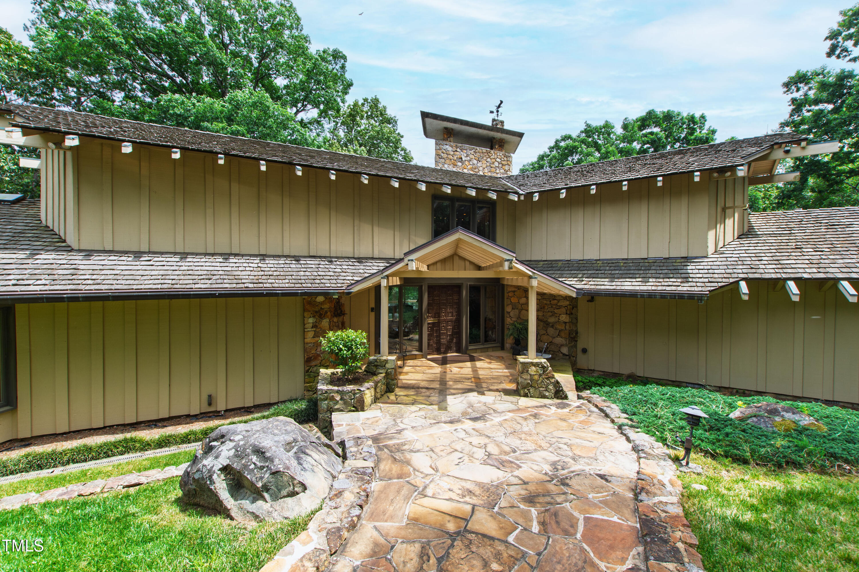 812 Kenmore Road Chapel Hill, NC 27514 - Photo 12 of 95 812 (98)