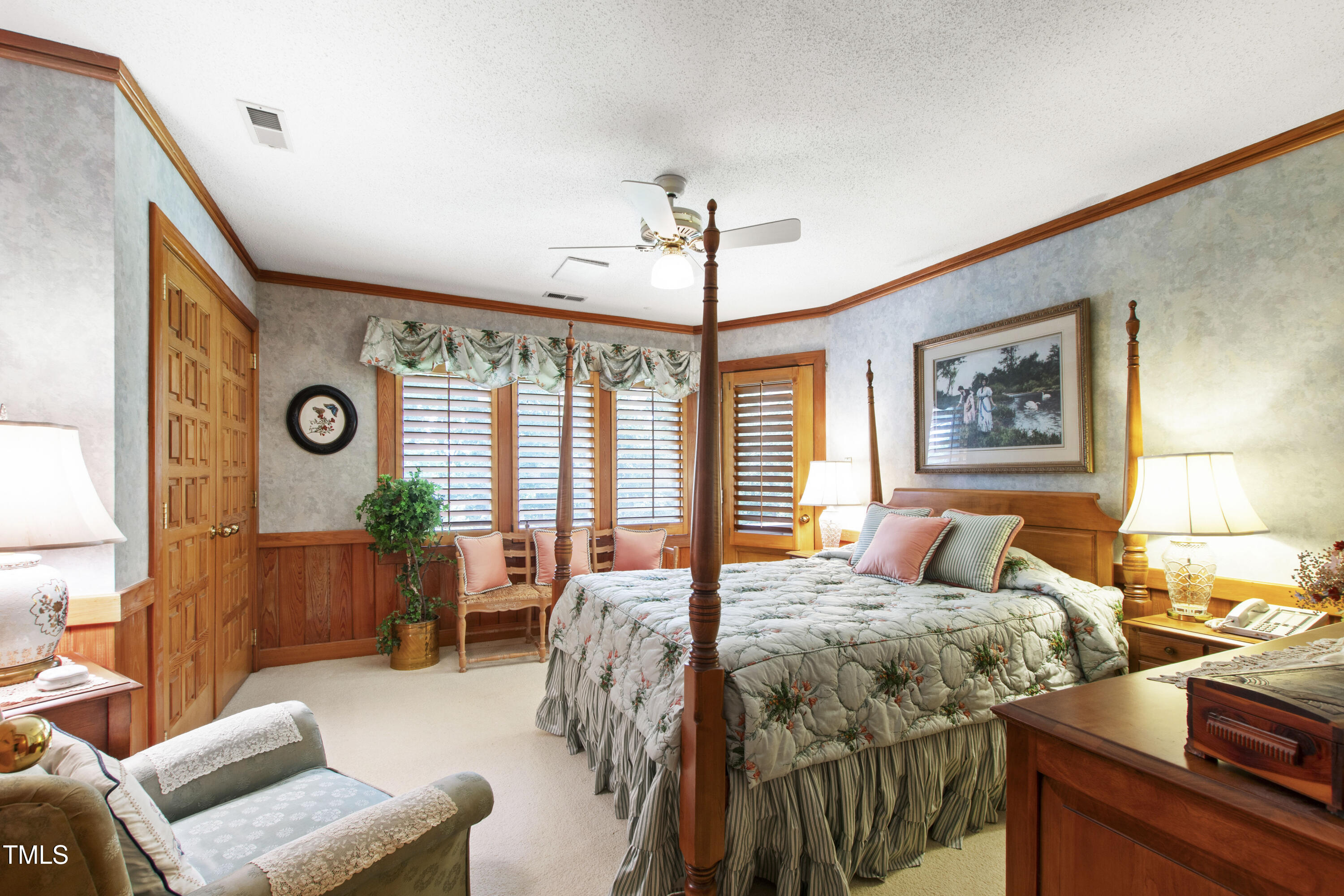 812 Kenmore Road Chapel Hill, NC 27514 - Photo 32 of 95 a bedroom with furniture and a window