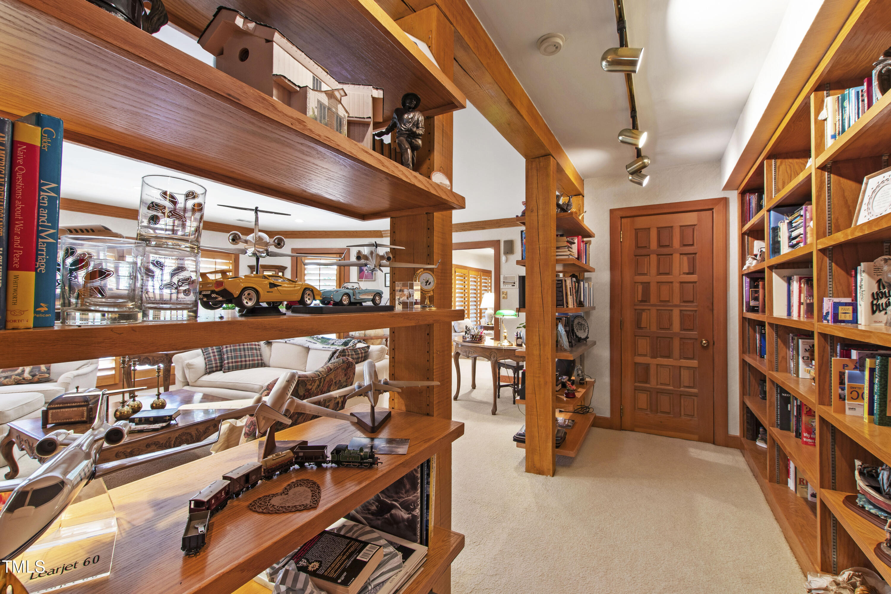 812 Kenmore Road Chapel Hill, NC 27514 - Photo 41 of 95 812 (38)