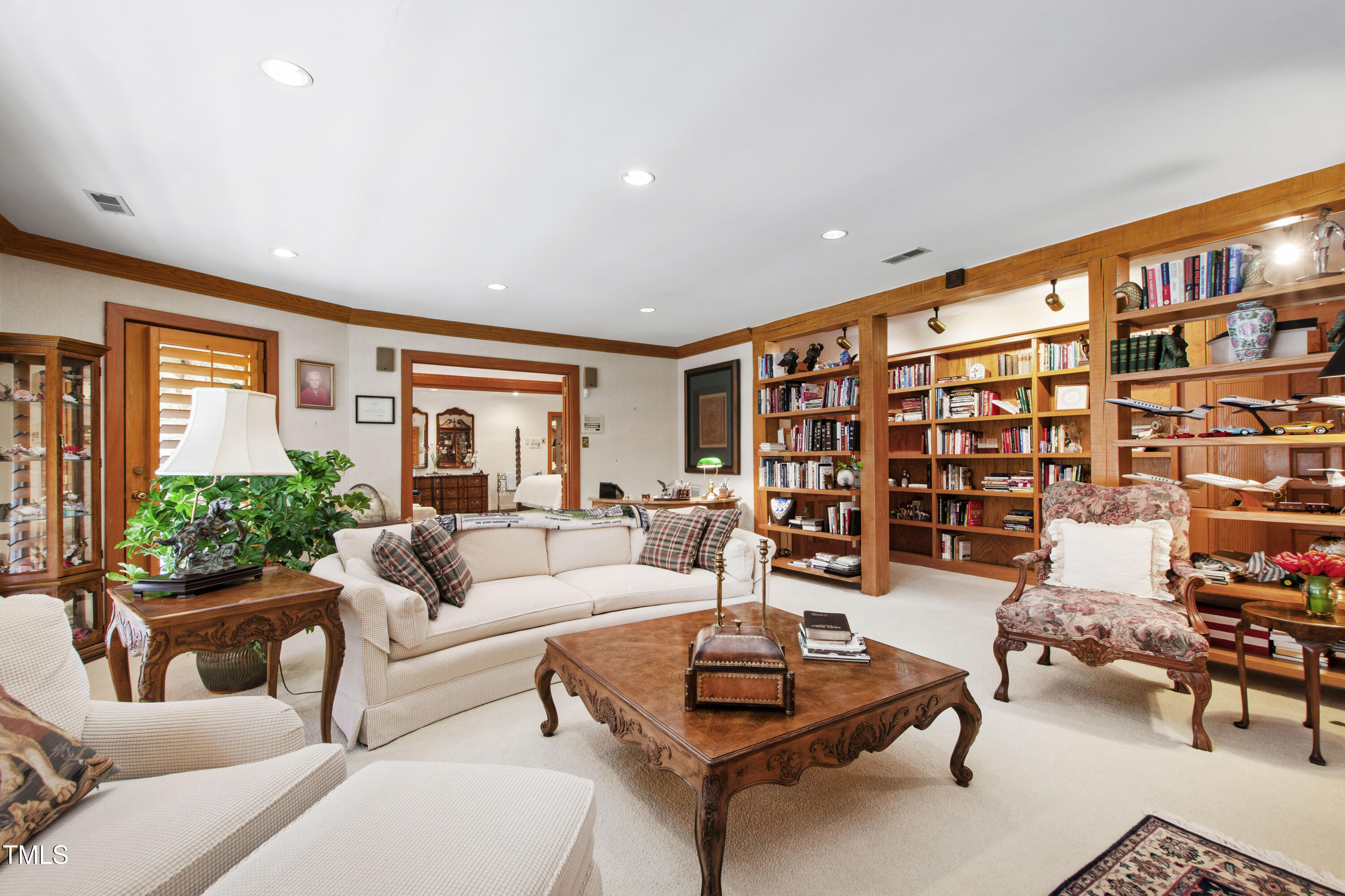 812 Kenmore Road Chapel Hill, NC 27514 - Photo 43 of 95 812 (41)