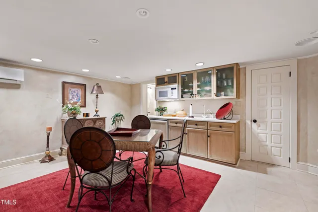 $5,200,000 | 812 Kenmore Road, Chapel Hill, NC 27514