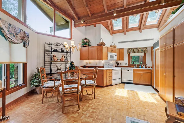 $5,200,000 | 812 Kenmore Road, Chapel Hill, NC 27514